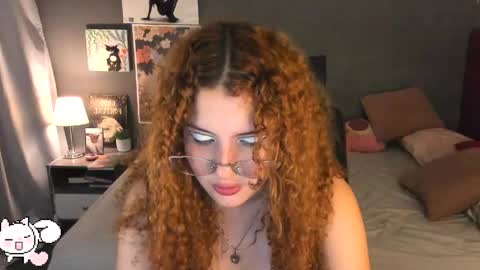 Snapshot of meridaxbrave_ chatting on June 3, 2:25 am laura 3 i am independent model online show from June 3, 2:25 am