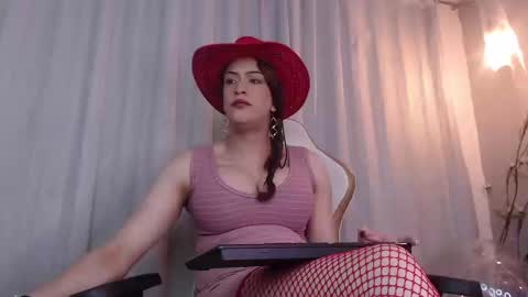 meriiiidaa online show from October 18, 3:53 am