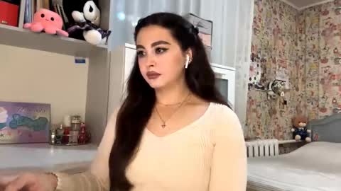 Enni online show from November 13, 6:18 pm