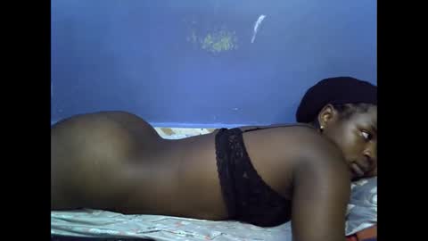 merlin_queen online show from December 22, 7:05 am