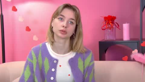 Snapshot of merlinmeyer chatting on February 11, 6:29 am Merlin online show from February 11, 6:29 am