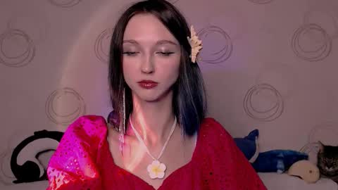 mermaidvibestides online show from December 4, 7:22 pm