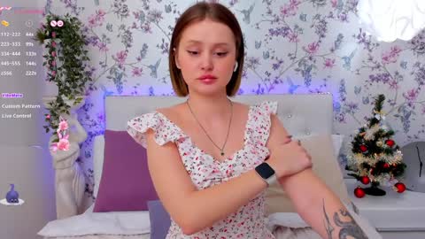 Anna online show from December 17, 10:12 am