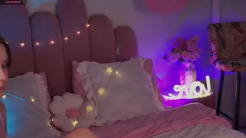 Snapshot of merylew chatting on July 26, 5:15 am Anna online show from July 26, 5:15 am