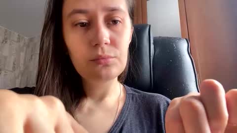 Snapshot of mesmerizing_hypn0_goddess chatting on April 19, 7:51 am Jessica online show from April 19, 7:51 am