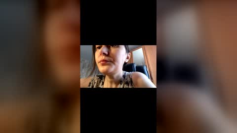 Snapshot of mesmerizing_hypn0_goddess chatting on April 21, 2:56 pm Jessica online show from April 21, 2:56 pm