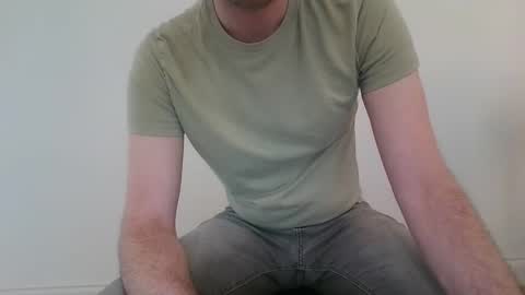 Snapshot of messingaround247 chatting on March 26, 4:34 pm messingaround247 online show from March 26, 4:34 pm