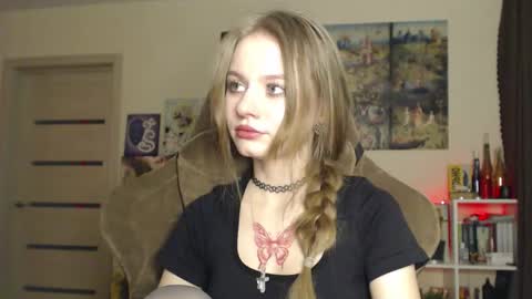 Snapshot of metacatharsis chatting on February 25, 4:27 pm Eva online show from February 25, 4:27 pm