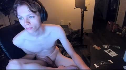 metalhedzoomer online show from December 1, 8:08 am