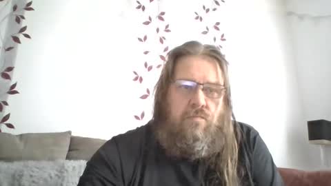 ask me online show from April 5, 11:51 am