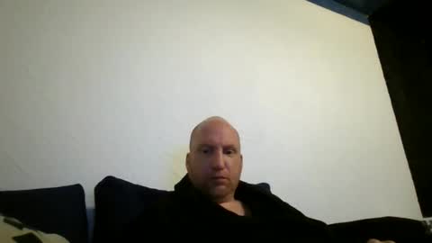 Snapshot of metaller123456 chatting on December 23, 5:38 am metaller123456 online show from December 23, 5:38 am