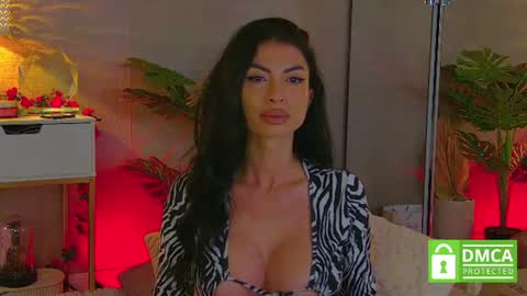 Snapshot of metishacaprice chatting on July 19, 6:28 am Metisha online show from July 19, 6:28 am