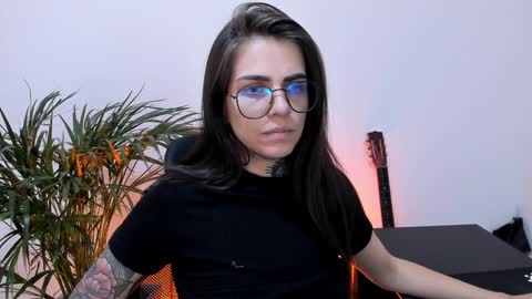 Snapshot of meurief chatting on January 16, 1:37 am Meurif online show from January 16, 1:37 am