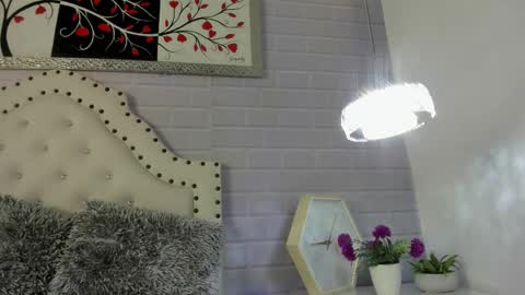 Snapshot of meybaldini chatting on September 12, 5:35 pm Mey Cute online show from September 12, 5:35 pm