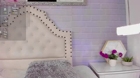 Snapshot of meybaldini chatting on September 25, 12:09 pm Mey Cute online show from September 25, 12:09 pm