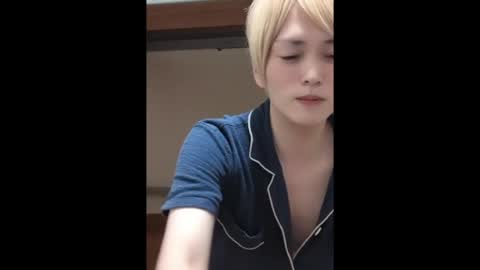 Snapshot of mgnhiroyuki chatting on July 3, 1:12 am mgnhiroyuki online show from July 3, 1:12 am