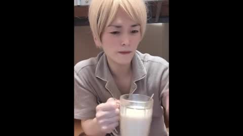 Snapshot of mgnhiroyuki chatting on July 7, 9:35 am mgnhiroyuki online show from July 7, 9:35 am