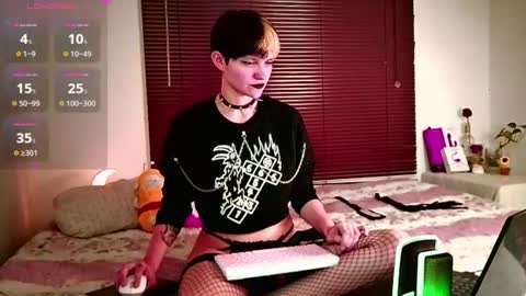 Snapshot of mhax_rosse chatting on July 14, 3:44 am Mhax online show from July 14, 3:44 am