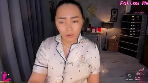 miss devil online show from November 10, 7:35 pm