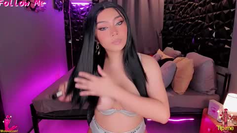 miss devil online show from February 16, 6:15 pm