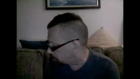 mhitch924 online show from May 7, 2:06 am
