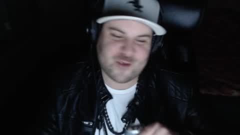 Snapshot of mi_vida21 chatting on January 31, 5:32 pm just ask online show from January 31, 5:32 pm