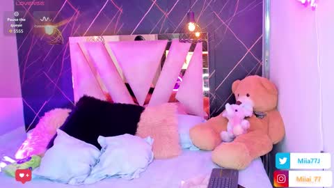 Mia online show from January 16, 3:43 am