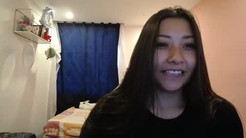 Mia zoe online show from December 6, 9:24 pm