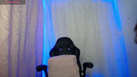 Snapshot of mia_199912 chatting on April 16, 7:47 pm miaa online show from April 16, 7:47 pm