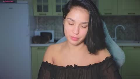 Snapshot of mia___lunaa chatting on October 15, 10:54 pm Mia online show from October 15, 10:54 pm