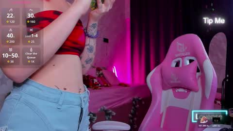 Mia  GMT7 Mon Tue Wen Thur 1000am-0300pm Sat 0300am-0900am online show from January 10, 12:56 am