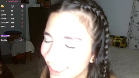 Mia online show from December 4, 1:03 am