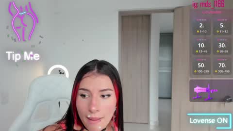 Snapshot of mia_adams66 chatting on January 28, 6:07 pm Mia adams online show from January 28, 6:07 pm