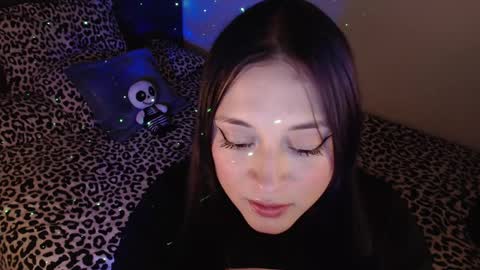 mia online show from February 22, 2:17 am