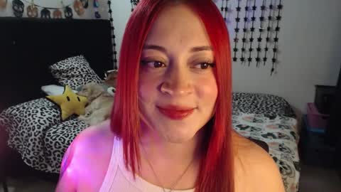 Snapshot of mia_adams_red chatting on February 24, 11:03 pm mia online show from February 24, 11:03 pm