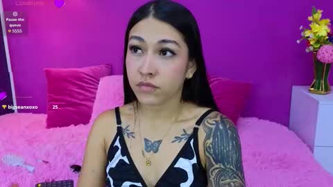 Snapshot of mia_adamsxxx chatting on September 24, 2:26 am mia_adamsxxx online show from September 24, 2:26 am