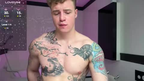 Snapshot of mia_andre chatting on March 14, 3:56 am Andre and Mia online show from March 14, 3:56 am