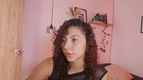 Snapshot of mia_belmont chatting on July 4, 8:04 pm Belmont and Mia online show from July 4, 8:04 pm