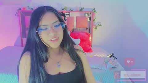 Snapshot of mia_bnnyy chatting on September 27, 9:42 pm mia_bnnyy online show from September 27, 9:42 pm