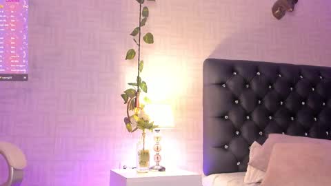   online show from March 7, 11:27 pm