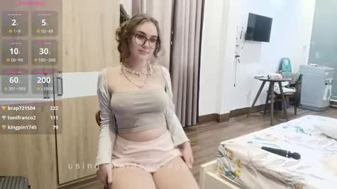 mia_boone online show from December 12, 5:31 am