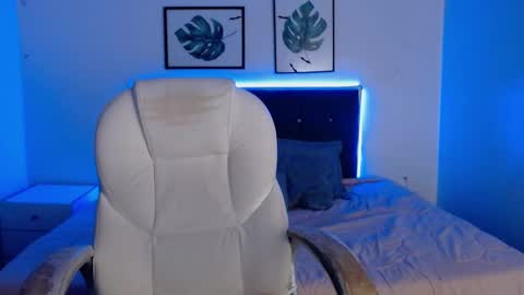 MIA online show from November 7, 3:28 am