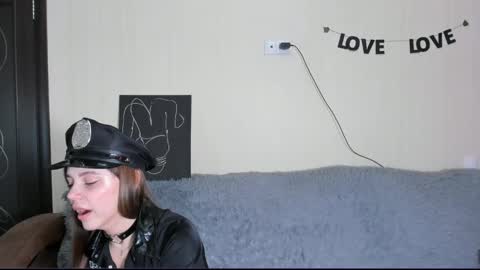 Mia  next stream Thursday 1400 UTC1 Friday 1400 UTC1 online show from March 11, 5:24 pm