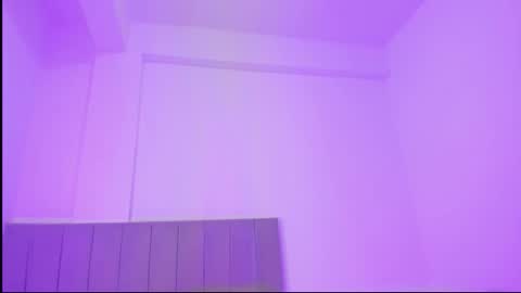    online show from December 19, 11:28 am