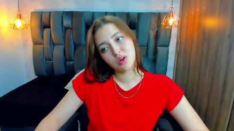 Snapshot of mia_ferrer18 chatting on July 26, 4:47 pm mia_ferrer18 online show from July 26, 4:47 pm