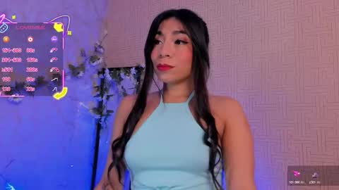 Mia online show from September 25, 11:47 am