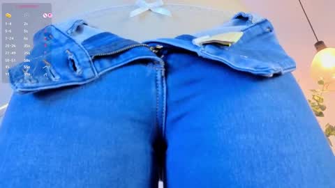 Snapshot of mia_holson chatting on May 9, 2:00 pm I am Mia online show from May 9, 2:00 pm