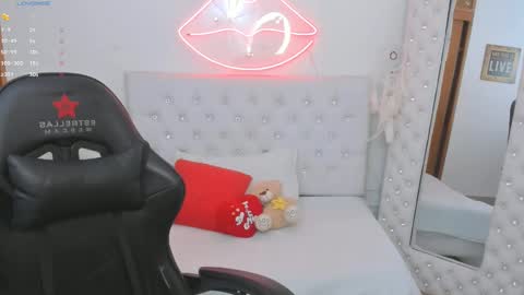    online show from January 15, 4:00 pm