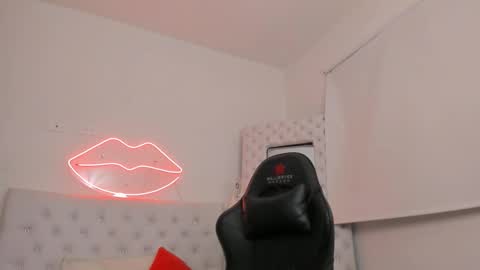    online show from January 17, 3:32 pm