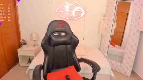    online show from February 28, 4:10 pm